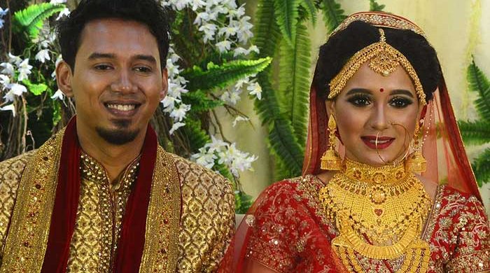 বিচ্ছেদের পথে সাবিলা নূর!
