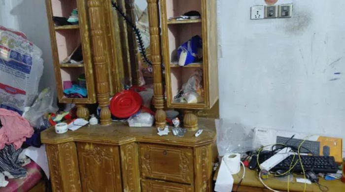 পুলিশ কর্মকর্তার বাড়িতে দুর্র্ধষ ডাকাতি