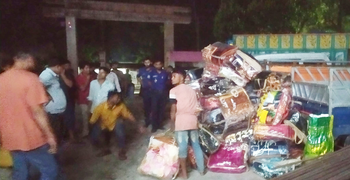 জৈন্তাপুরে ৯৮ পিস ভারতীয় কম্বল জব্দ, আটক-২