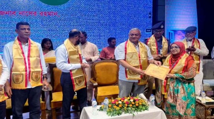 মৌলভীবাজারে ৫ গুণীজন পেলেন শিল্পকলা একাডেমি সম্মাননা