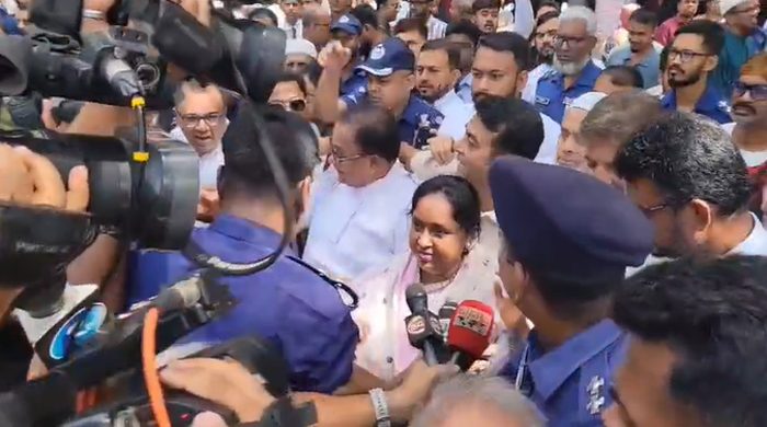 হত্যা মামলায় জামিন পেয়ে ‘জয় বাংলা’ স্লোগান দিলেন আইভী