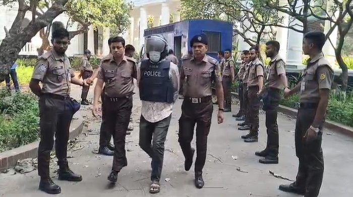ইলিয়াস আলী গুমের মামলায় ট্রাইব্যুনালে উইং কমান্ডার সাইফুর